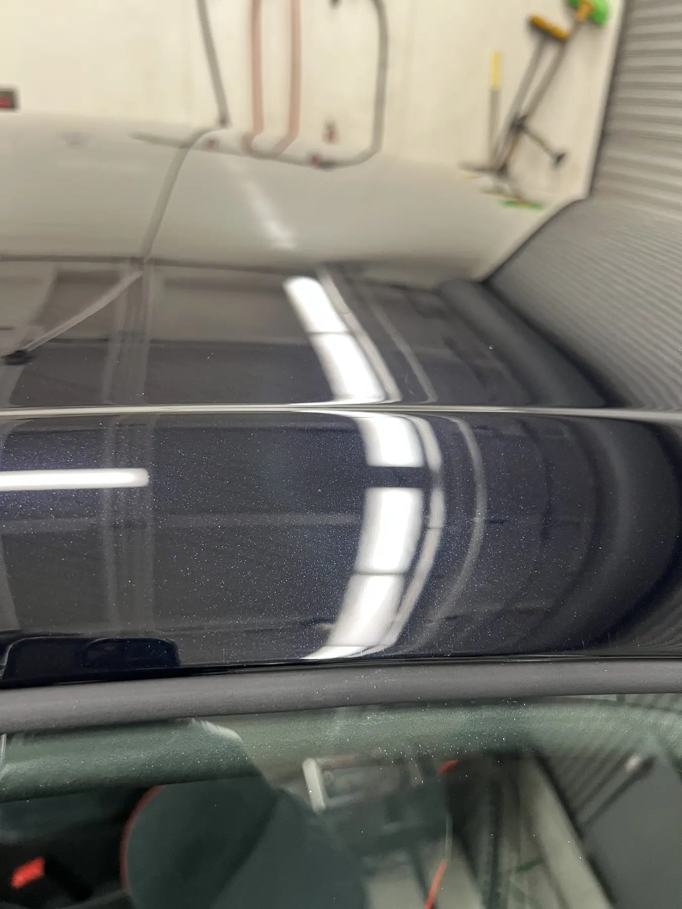 Vehicle roof after clarity restoration